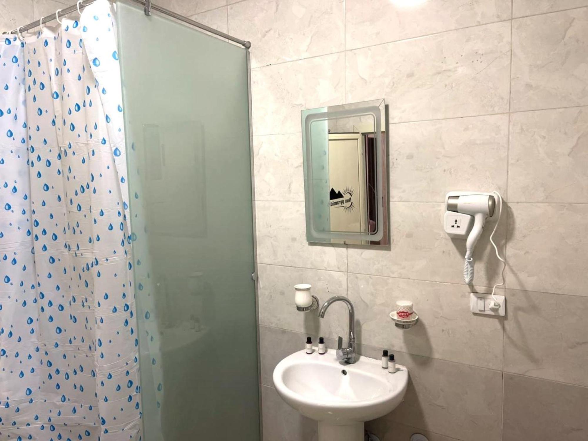 Nun Pyramids Hotel Kafret el-Gabal Pokoj fotografie